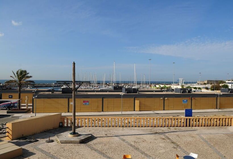 فندق صغير Hi Oeiras – Pousada De Juventude