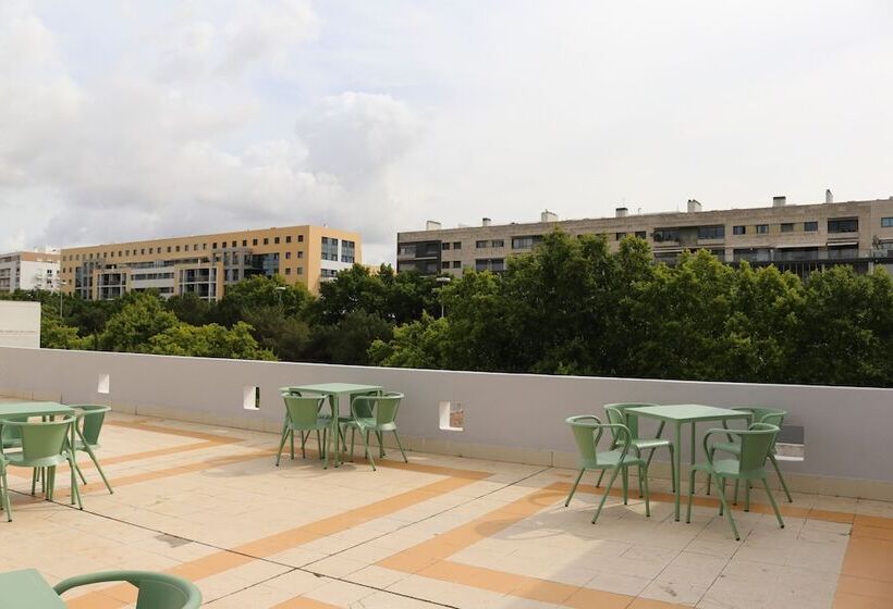 Ostello Hi Parque Das Nações – Pousada De Juventude