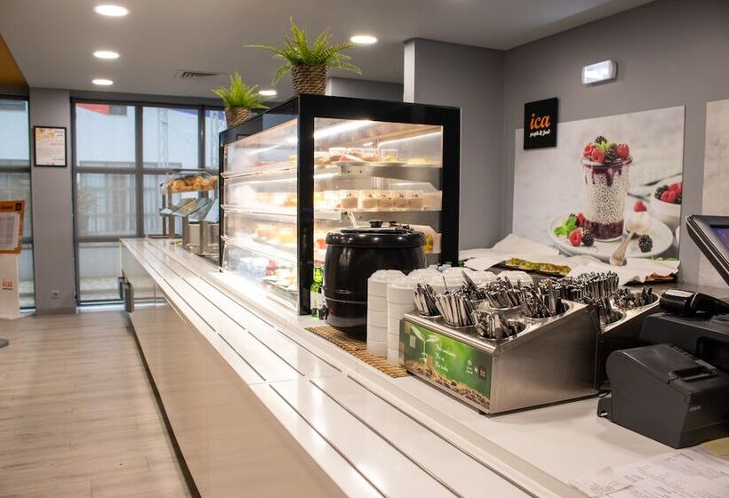 Ostello Hi Parque Das Nações – Pousada De Juventude