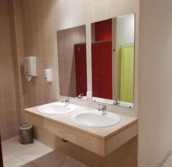 فندق صغير Hi Tavira – Pousada De Juventude