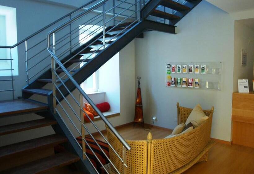 فندق صغير Hi Tavira – Pousada De Juventude