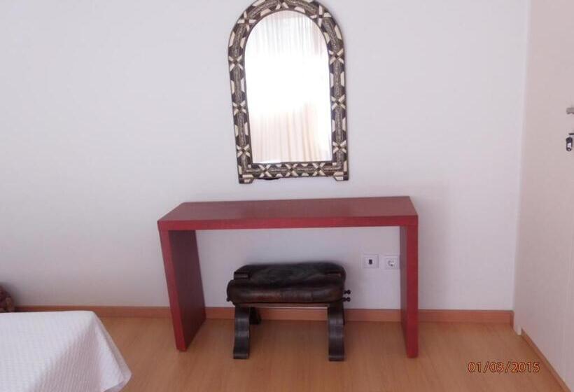 فندق صغير Hi Tavira – Pousada De Juventude