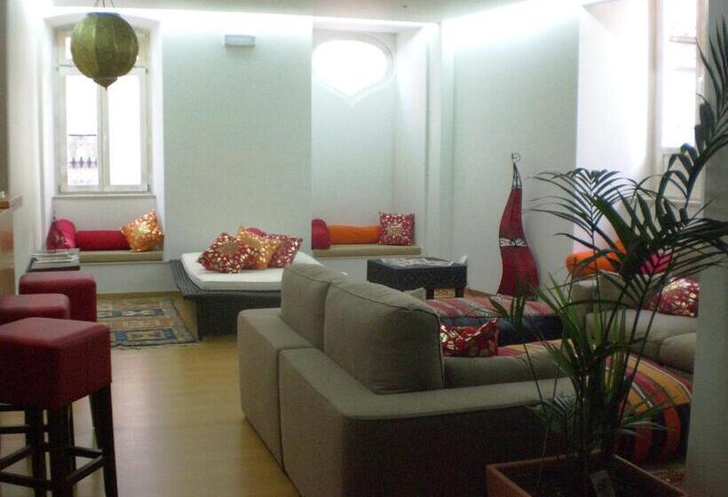 فندق صغير Hi Tavira – Pousada De Juventude