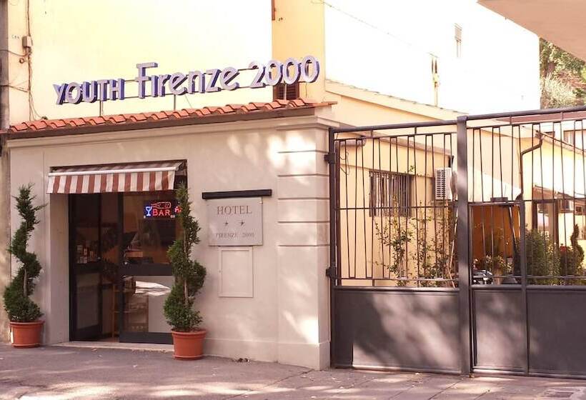 هاستل Youth Firenze 2000
