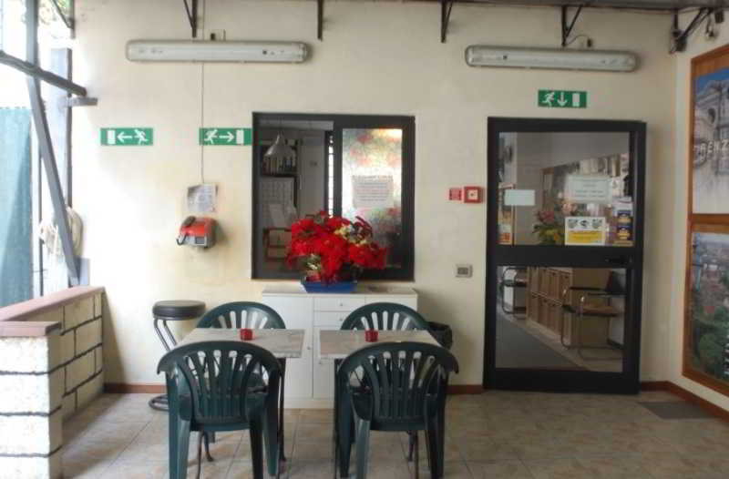 هاستل Youth Firenze 2000