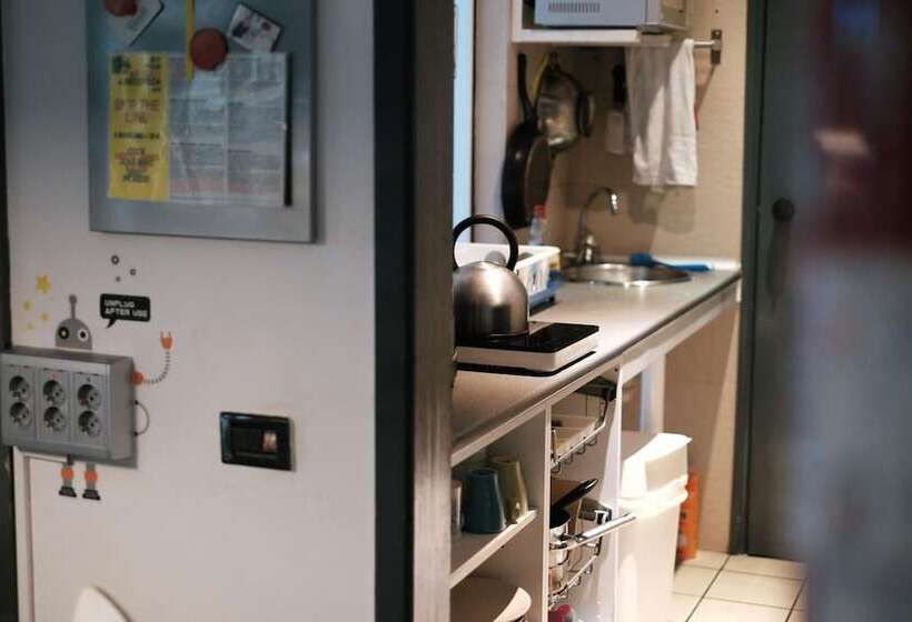 Alternative Creative Youth Hostel Barcelona