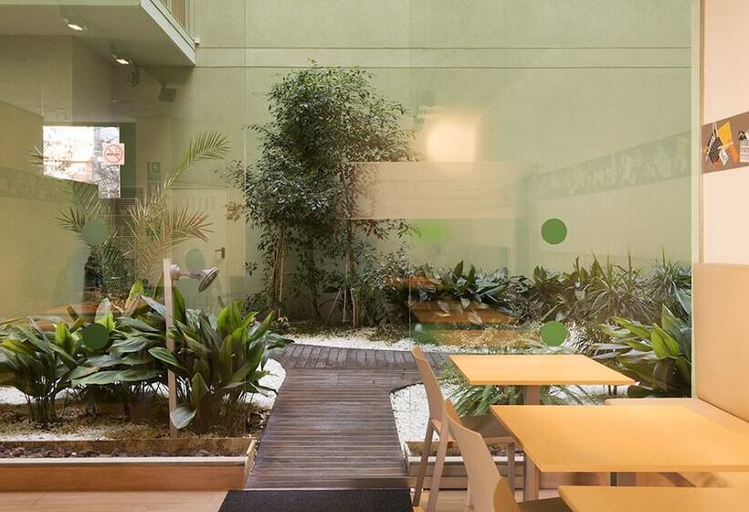 Aparthotel Aura Park Fira Barcelona