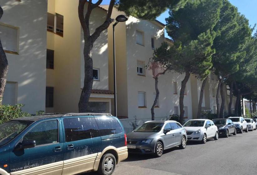 Apartamentos Puig Padro