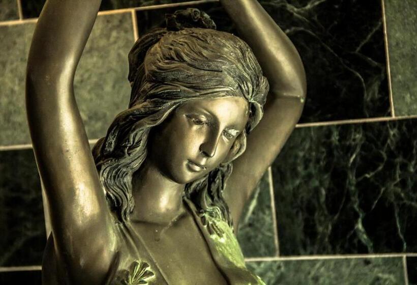 Bbc Christian Bed & Breakfast