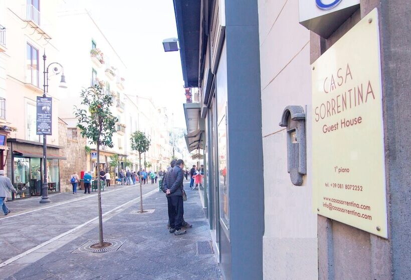 ベッドアンドブレックファースト Casa Sorrentina