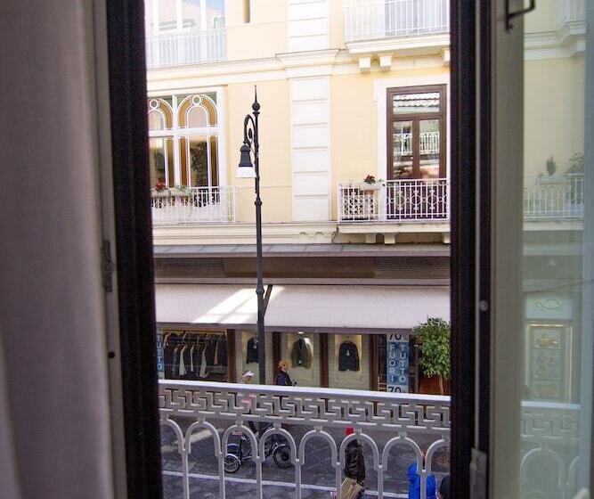 ベッドアンドブレックファースト Casa Sorrentina