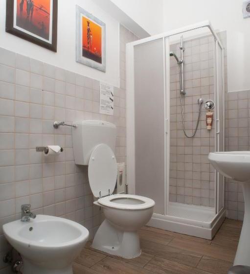 تختخواب و صبحانه Guesthouse Amici Miei