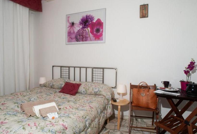 تختخواب و صبحانه Guesthouse Amici Miei