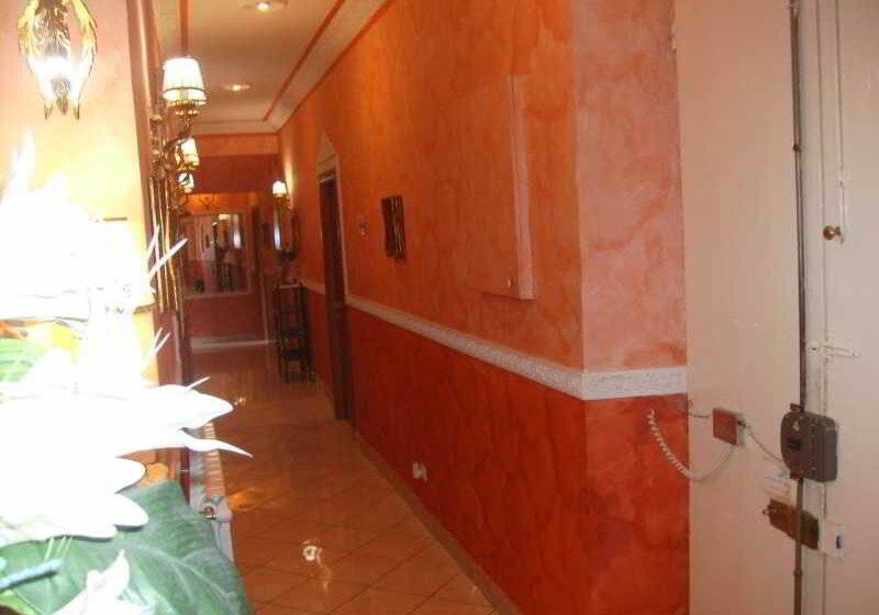 تختخواب و صبحانه La Corte Dei Principi  Residenza D Epoca