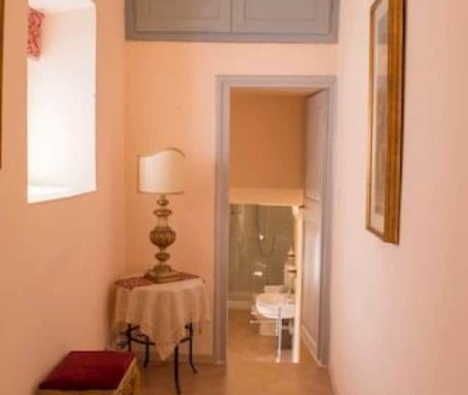 تختخواب و صبحانه La Corte Dei Principi  Residenza D Epoca