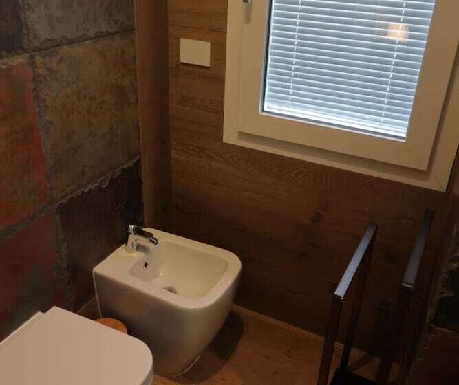 تختخواب و صبحانه Michele Guest House