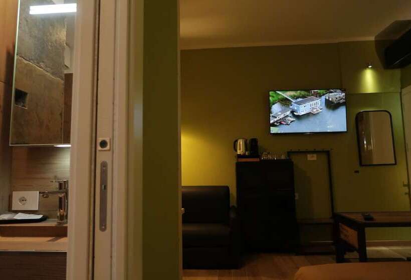 تختخواب و صبحانه Michele Guest House