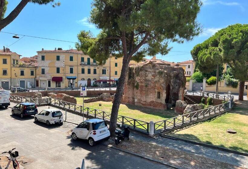 تختخواب و صبحانه We Love Tower Self Check In