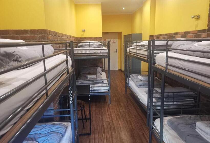 Do Step Inn Home   Hotel & Hostel