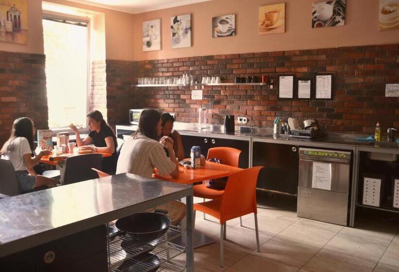 Do Step Inn Home   Hotel & Hostel