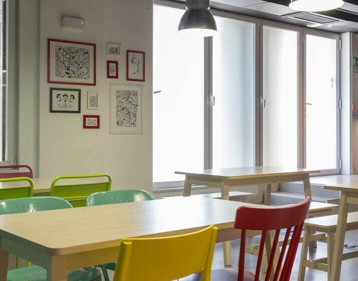 Ganbara Hostel   Self Check In