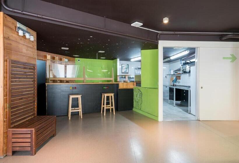 Ganbara Hostel   Self Check In