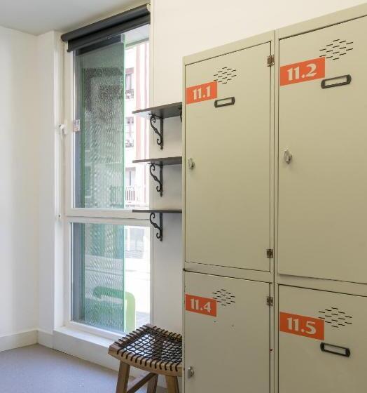 Ganbara Hostel   Self Check In