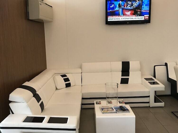 Hb1 Budget Hotel   Contactless Check In