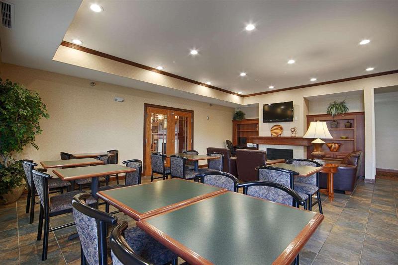 Heritage Hotel And Suites