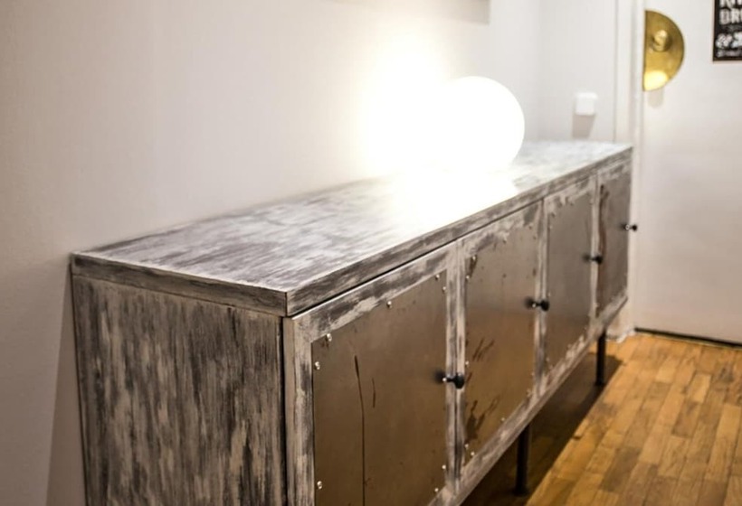 مسافرخانه Petit