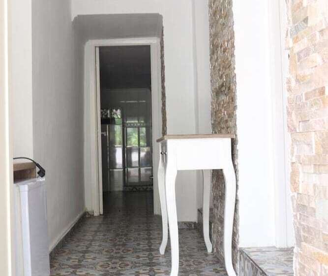 Hostal La Paloma I   Hotel Calpe Grupo