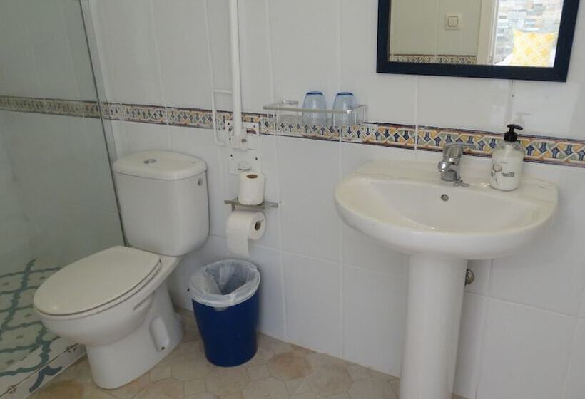 Hostal La Paloma I   Hotel Calpe Grupo