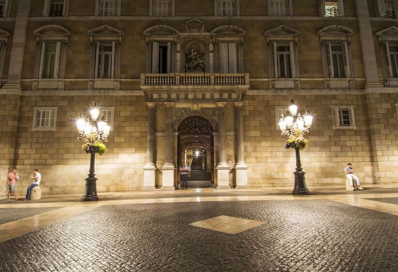 簡易ホテル Safestay Barcelona Gothic