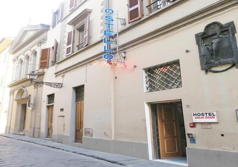 Hostel Archi Rossi