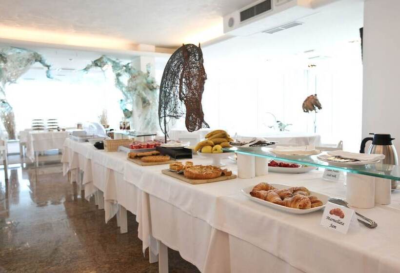 فندق Alexander Museum Palace