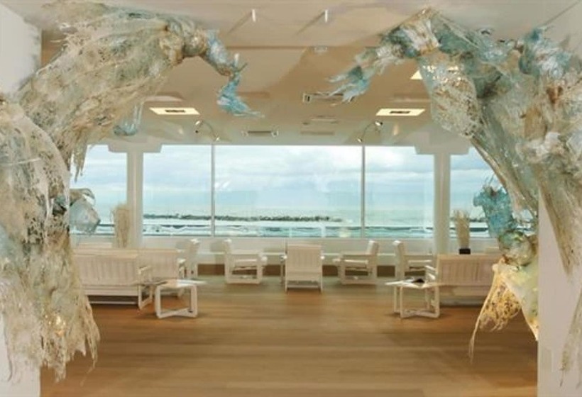 فندق Alexander Museum Palace