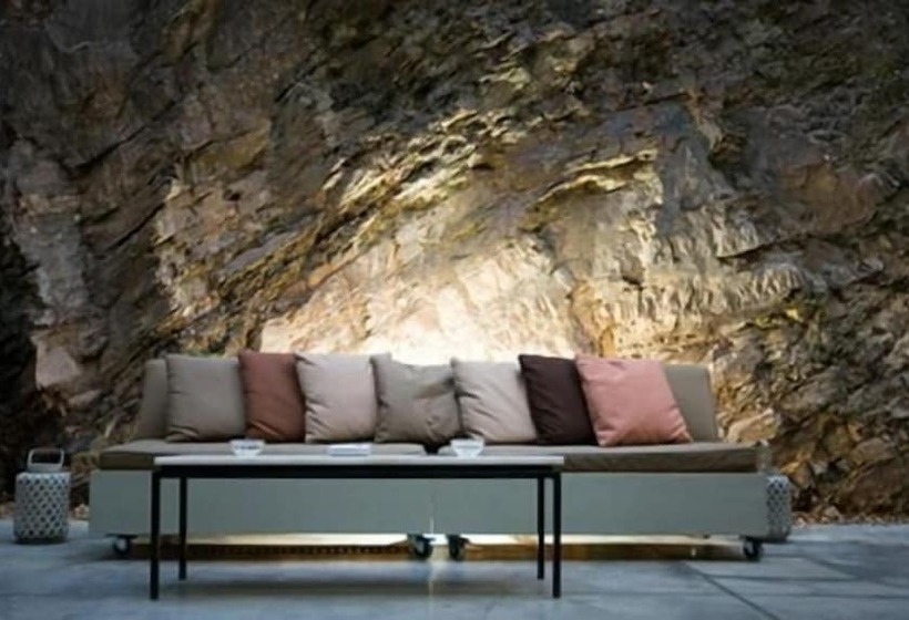 בית מלון כפרי Amazigh Hostel & Suites