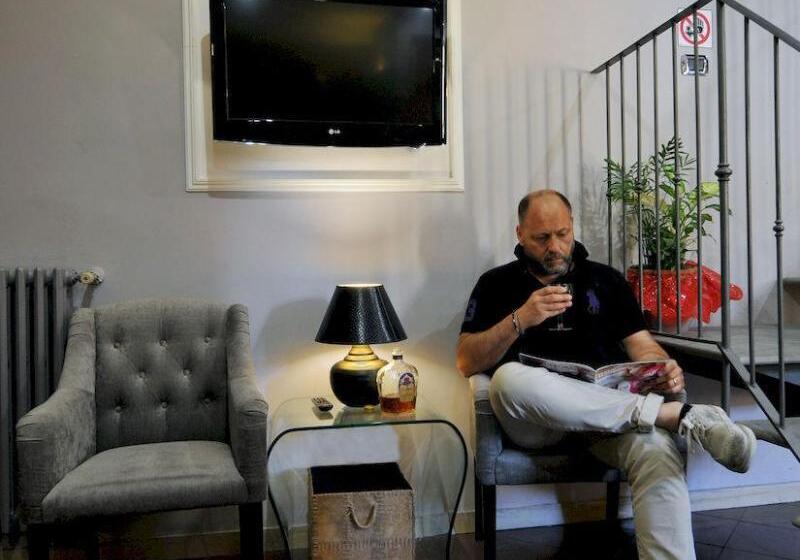 هتل Angelica Firenze