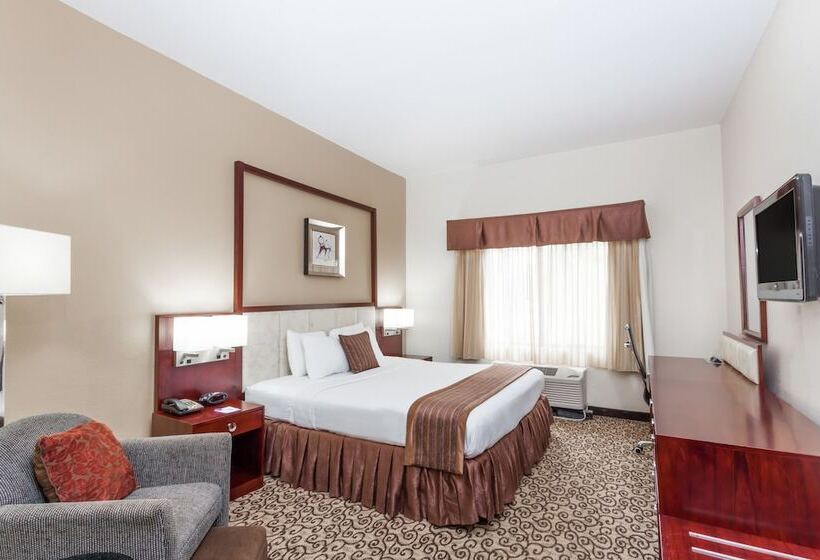 Отель Baymont By Wyndham Columbia Fort Jackson