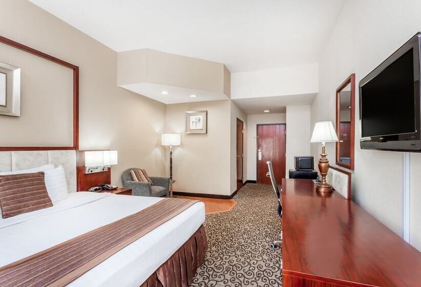 Отель Baymont By Wyndham Columbia Fort Jackson