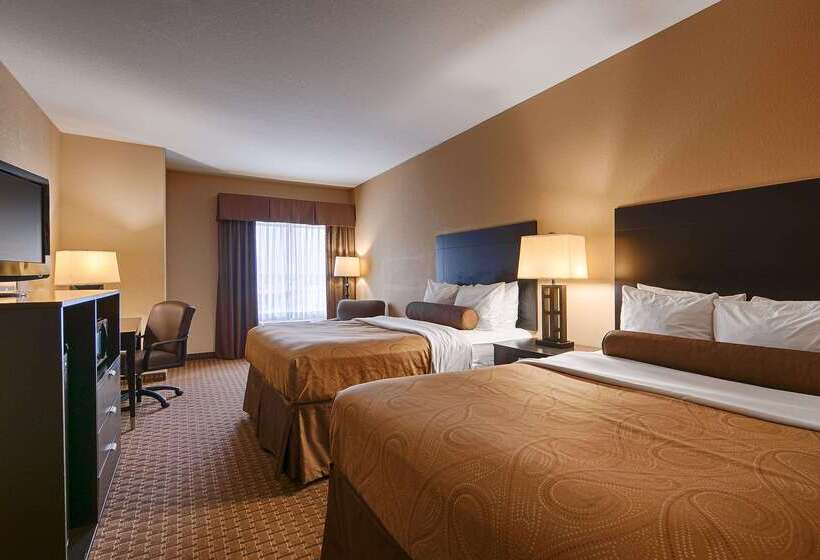 Отель Best Western Bastrop Pines Inn