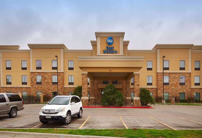 Отель Best Western Bastrop Pines Inn