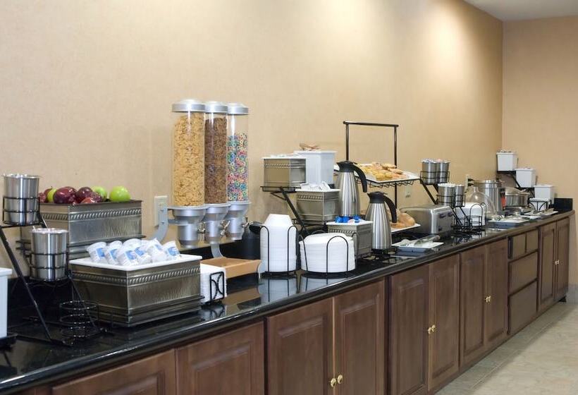 Отель Best Western Bastrop Pines Inn