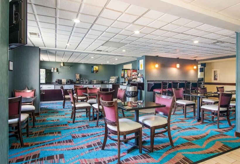 فندق Best Western Dutch Valley Inn