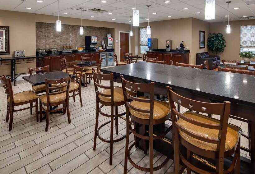 בית מלון כפרי Best Western Plus Greenville South