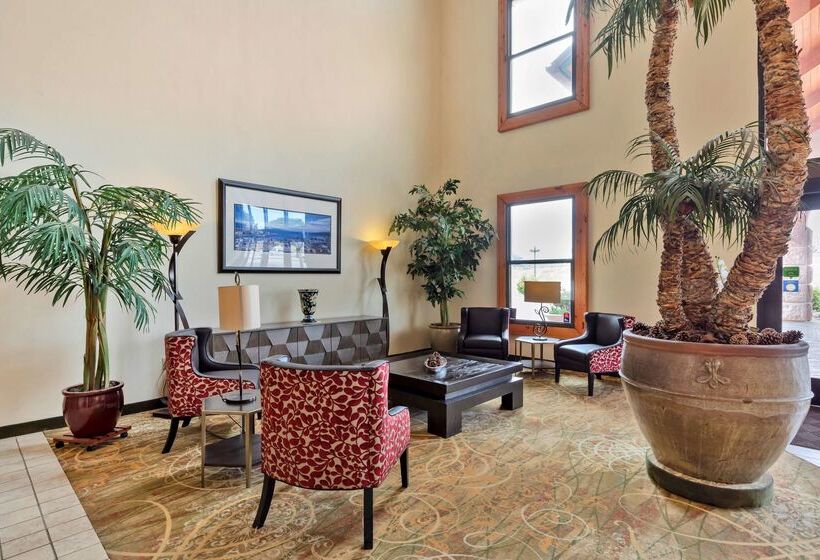 Best Western Plus Swiss Chalet Hotel & Suites