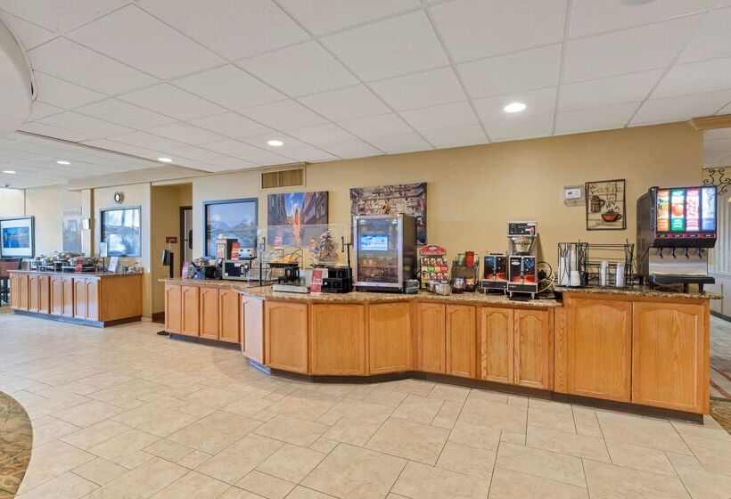 Best Western Plus Swiss Chalet Hotel & Suites