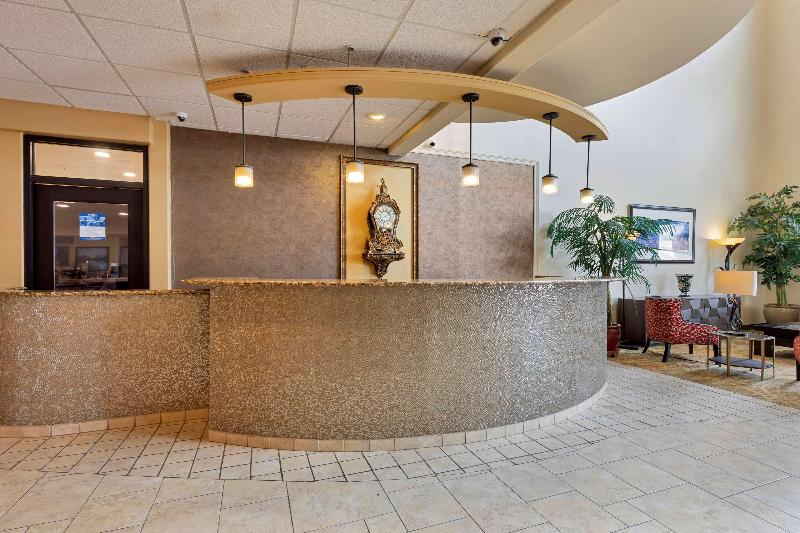 Best Western Plus Swiss Chalet Hotel & Suites