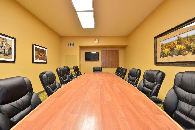 Best Western Plus Swiss Chalet Hotel & Suites