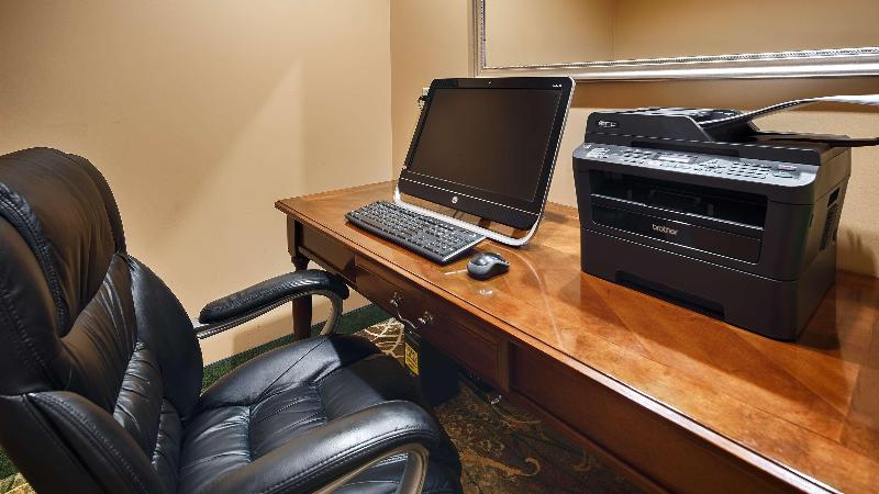 Best Western Plus Swiss Chalet Hotel & Suites